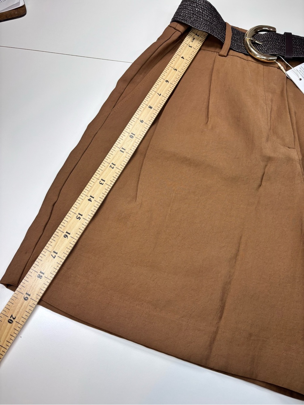 Women's High-Waist Brown Tailored Shorts with Belt - Picture 13 of 15